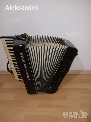 Продавам акордеон Weltmaster Stela 96 баса , снимка 3 - Акордеони - 53969571