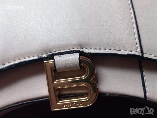 Дамски чанти Balenciaga и др., шал кашмир с ръкавици, снимка 6 - Чанти - 48841184