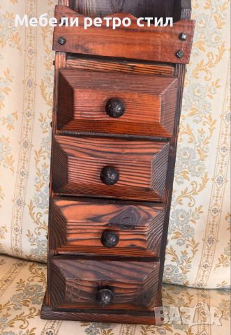Красиво шкафче за стена изработено от дърво с четири чекмеджета за съхраняване на любимите Ви вещи. , снимка 3 - Аксесоари за кухня - 45369065