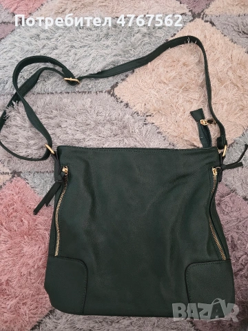 Дамска чанта, снимка 4 - Чанти - 53948008