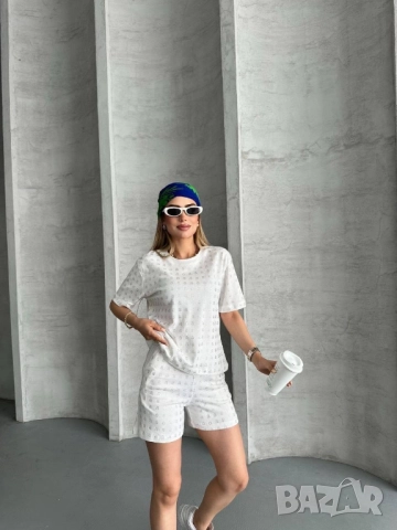 дамски екипи 