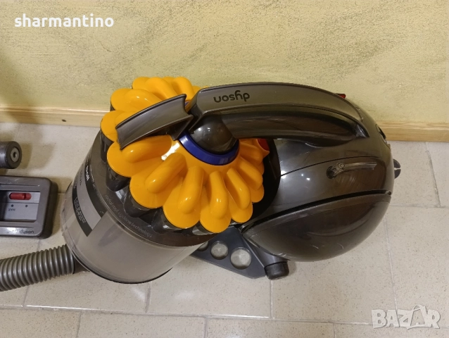 Dyson Cyclone прахосмукачка без торба - 165 лв, снимка 5 - Прахосмукачки - 51735801