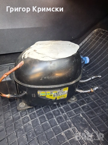 Двигател за хладилна витрина -65 евро 