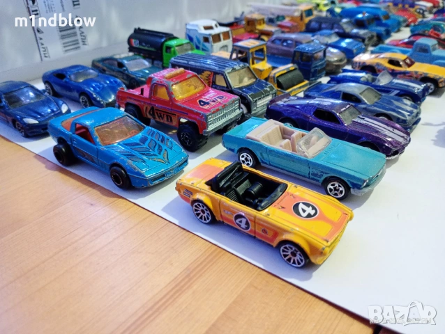 Метални колички Hot Wheels Matchbox Хот Уилс Мачбокс Мажорет, снимка 13 - Колекции - 32872505