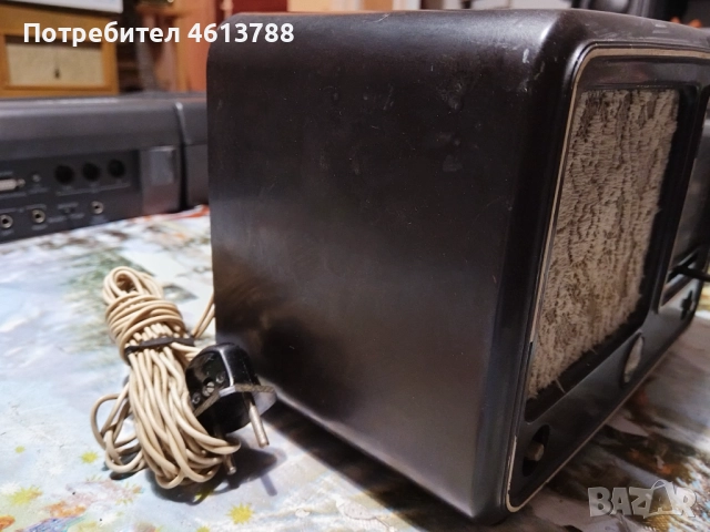 Бакелитено радио Ingelen, снимка 4 - Антикварни и старинни предмети - 52631968