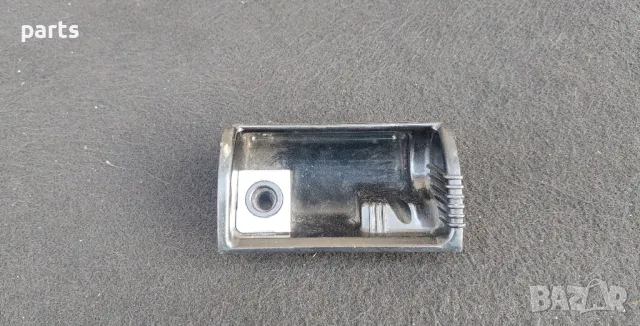 Пепелник VW Пасат 5
N:822 - 3B0857989B, снимка 2 - Части - 50193709