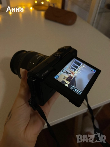 Фотоапарат Mirrorless Canon EOS M200, 24.1 MP, 4K, Черен + Обектив 15-45 мм, снимка 2 - Фотоапарати - 52679392