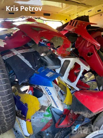 Бус Пълен С Части За Мотори, снимка 3 - Части - 50138630