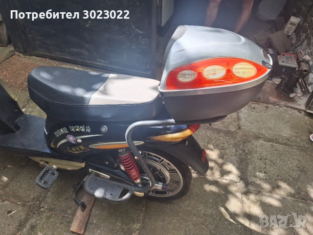 Електрически скутер, снимка 6 - Велосипеди - 51794232