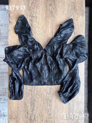 Дамска черна блузка 