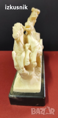 Прекрасна винтидж статуетка - римска колесница, снимка 3 - Антикварни и старинни предмети - 52363164