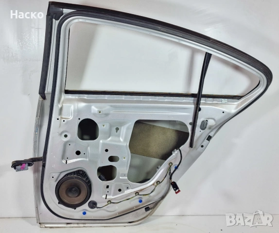 Задна Дясна Врата Opel Insignia Хечбек / Седан Опел Инсигниа 2008г-2017г, снимка 2 - Части - 53754470