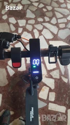 Mega motion Електрическа тротинетка