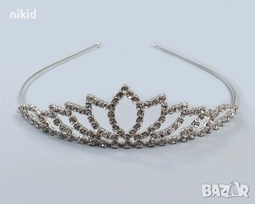 фина сребриста златиста корона диадема с камъчета тиара дамска детска, снимка 5 - Аксесоари за коса - 17336160