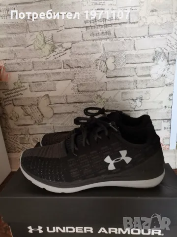 Мъжки маратонки на Under Armour 44 номер, снимка 1 - Маратонки - 47214030