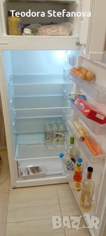 хладилник с камера , снимка 2 - Хладилници - 53526613