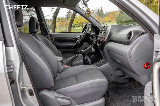 Toyota RAV-4 D4D, снимка 8 - Автомобили и джипове - 52420858