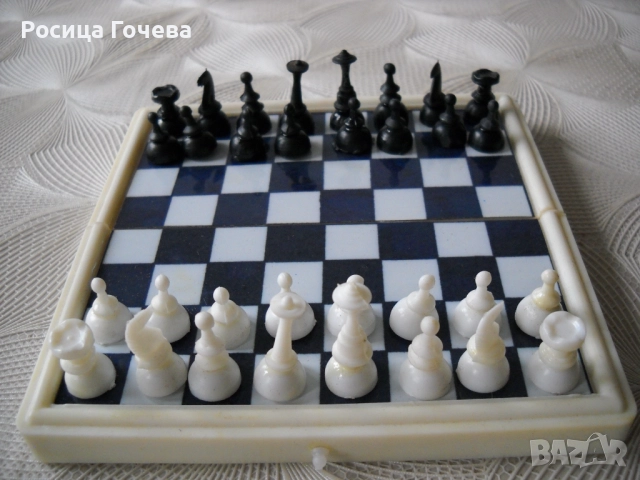 Продавам магнитен шах, снимка 4 - Шах и табла - 52622123