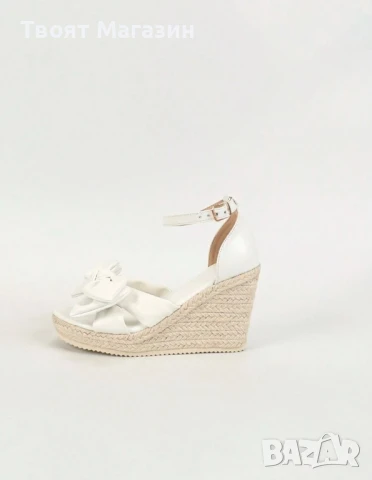 Бели дамски сандали на платформа, снимка 6 - Дамски ежедневни обувки - 50823143
