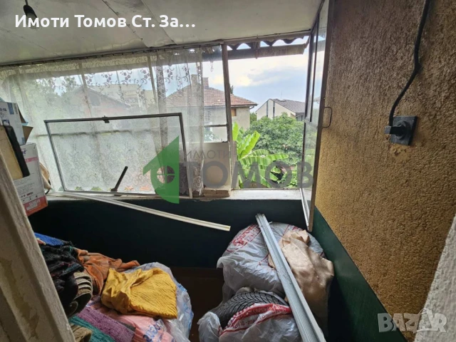 Двуетажна къща в кв. Възраждане, снимка 18 - Къщи - 51095073