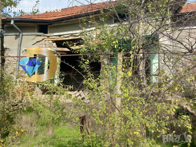 Едноетажна къща с двор в село Трънково, общ. Раднево, снимка 3 - Къщи - 52139851