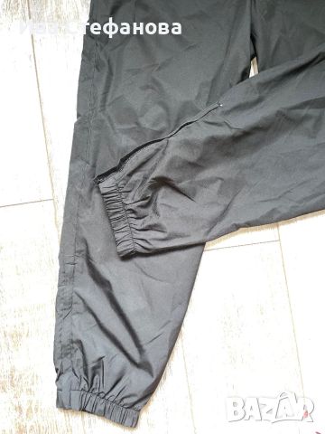 Оригинално ново  черно долнище Lacoste Лакоста, снимка 5 - Спортни дрехи, екипи - 45529823