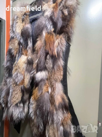 Елек- естествен косъм лисица и гарнитура естествена кожа ., снимка 5 - Елеци - 53420596
