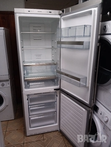 Иноксова комбиниран хладилник с фризер Сименс Siemens с две години гаранция!, снимка 6 - Хладилници - 53516595