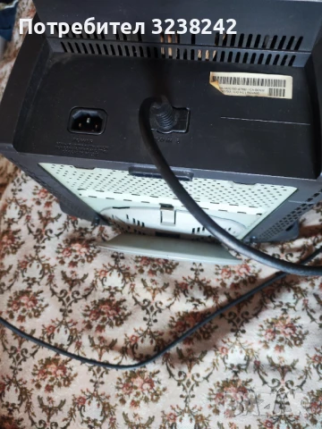 Dell екранен монитор e771p, снимка 5 - Монитори - 50792319