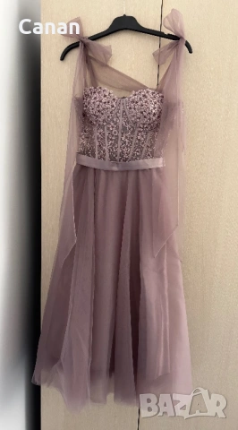 Официална рокля