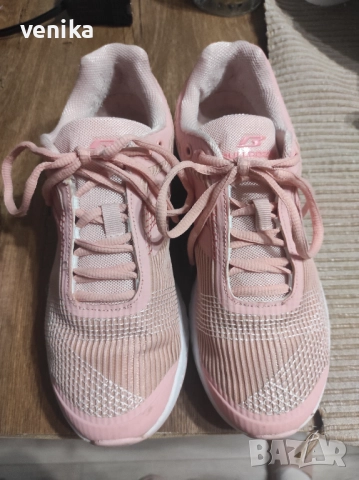 Дамски маратонки 39н.