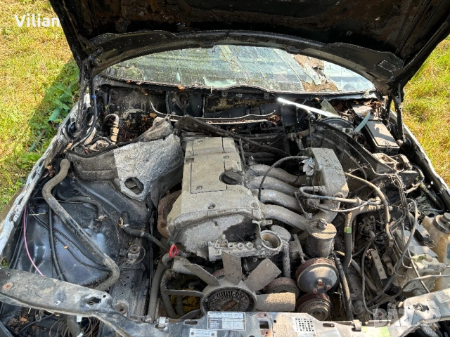 Mercedes 124 на части, снимка 3 - Части - 53057994