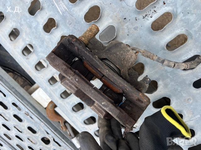 Преден десен спирачен апарат Мазда 6 2005г 2.0 бензин 147кс , снимка 3 - Части - 54060066