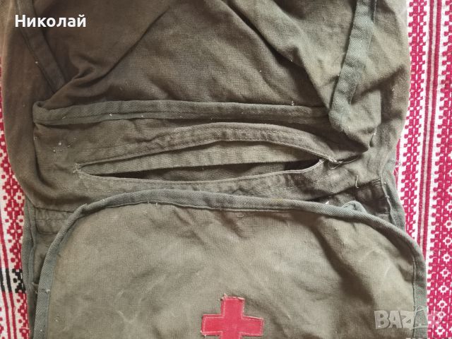 Стара военна медицинска чанта, снимка 2 - Антикварни и старинни предмети - 45781352