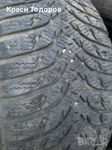 Зимни гуми 215.55 .16 , снимка 4 - Гуми и джанти - 49889756