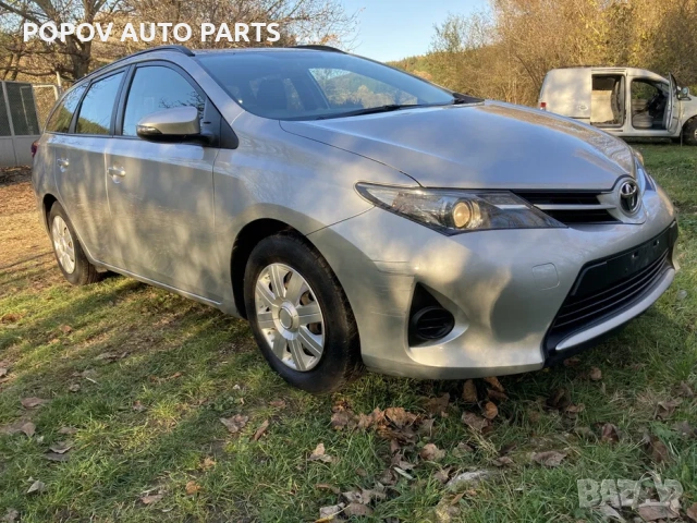 Тойота Аурис//Toyota Auris 1.4D4D 90кс 12-15г/ НА ЧАСТИ/, снимка 3 - Части - 53249899