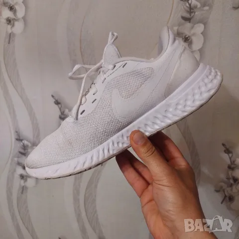 Nike Revolution 5 номер 42 -42 ,5 маратонки , снимка 3 - Маратонки - 50156010