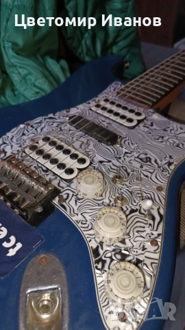 Уникална китара Страт