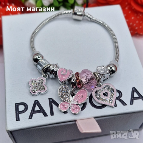 Дамска гривна Pandora стил с розови елементи и висулки