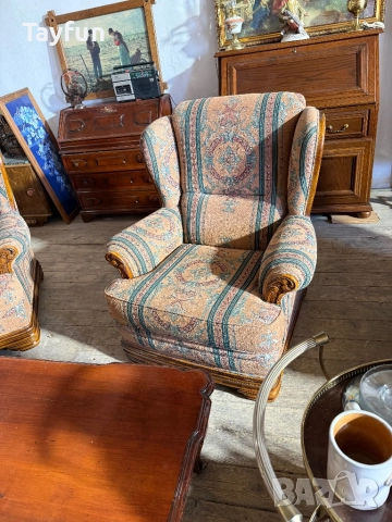 Елегантен Антикварен Комплект: Диван и Два Фотьойла - Идеални за Вашия Дом!, снимка 3 - Дивани и мека мебел - 52605876