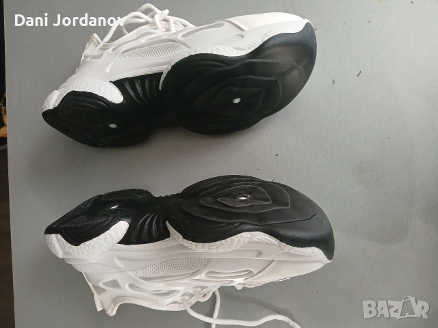 Дамски маратонки, снимка 3 - Маратонки - 53790458