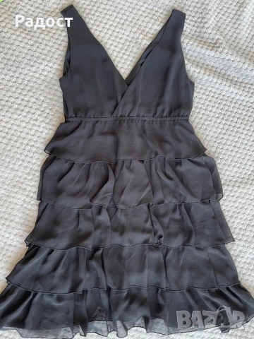 Ефирна черна рокля