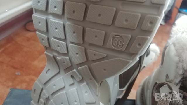 Зимни дамски обувки Коко тип спортни маратонки номер 39, снимка 4 - Маратонки - 53314421