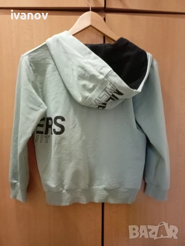 Детски суичър , снимка 3 - Детски анцузи и суичери - 50487844