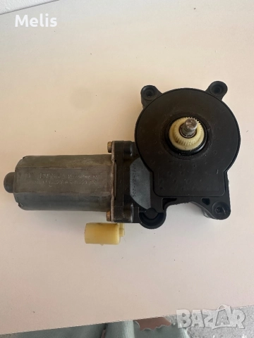 Машинка за прозорец за БМВ е46, снимка 2 - Части - 51837681