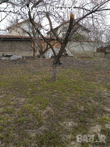 продавам парцел с. Мокрище 