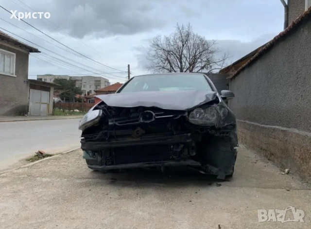 Golf 1.9 tdi 105 к.с На части, снимка 3 - Части - 53695105
