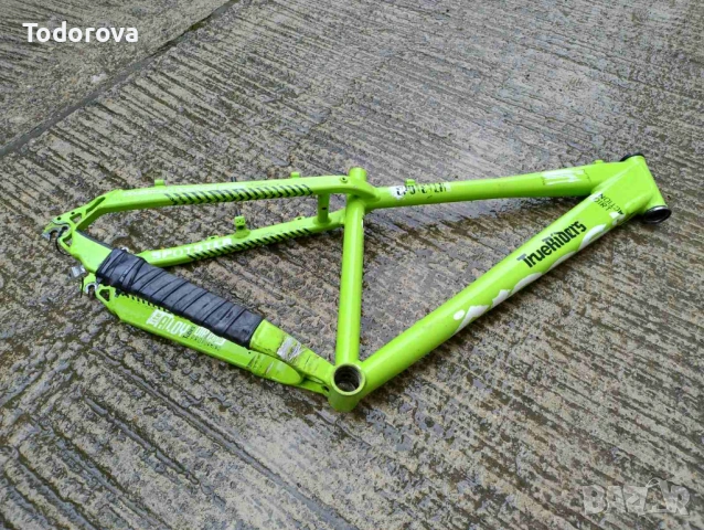 Рамка за велосипед Cross Spotster 26 цола, снимка 2 - Части за велосипеди - 53635403