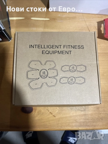 Интелигентен фитнес апарат, EMS тренажор за коремни мускули и ръце