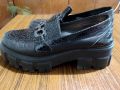 Модерни черни лоуфъри естествена кожа , снимка 1 - Дамски ежедневни обувки - 45821891